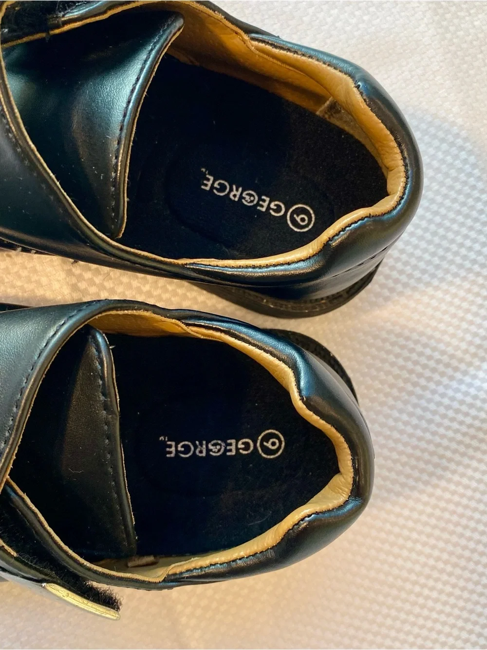 George Black Slip-On Dress Loafers with Metal Accent size 9